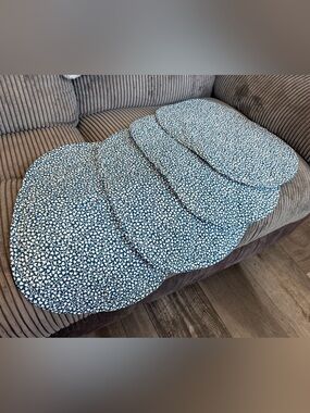 Blue & Ivory Floral Quilted Kitchen Placemats - Set of 4